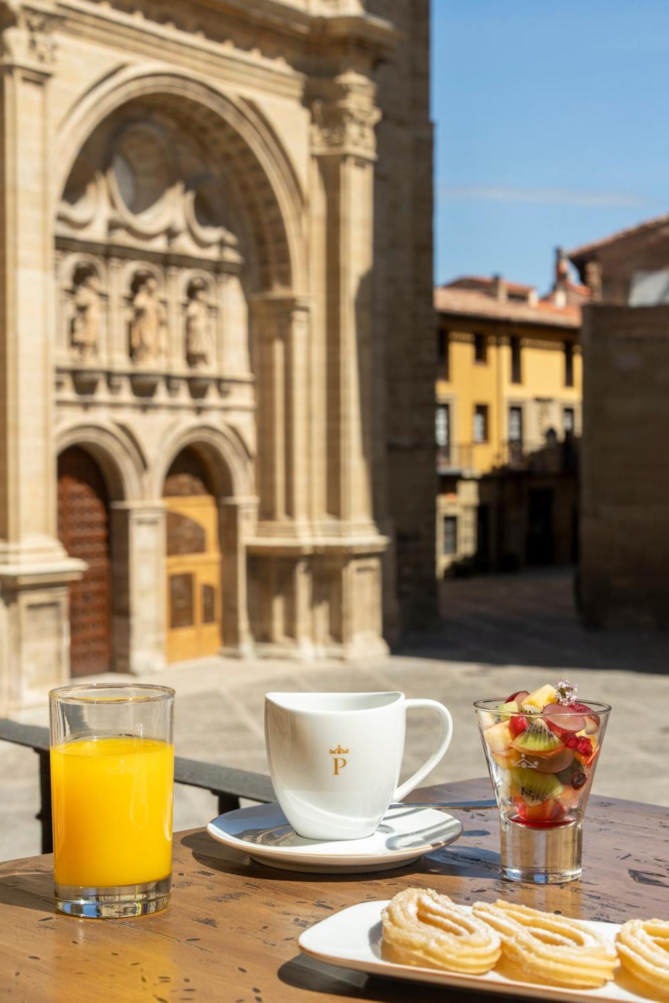 Parador De Santo Domingo De La Calzada Exterior foto